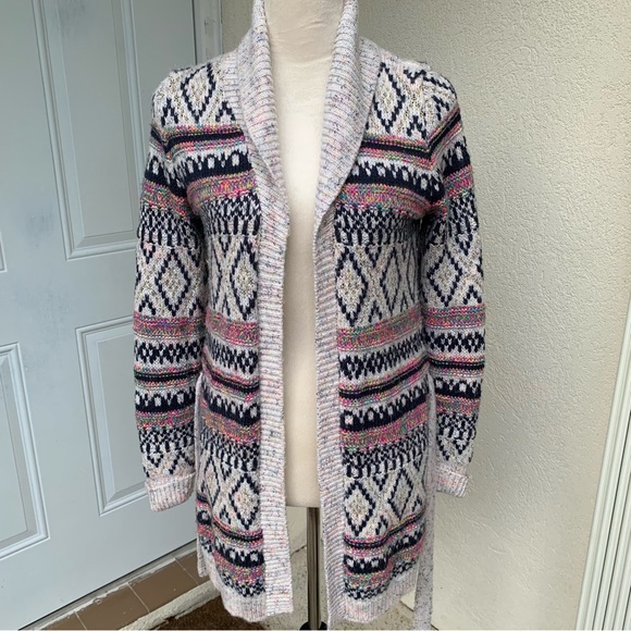 Cat & Jack Sweaters - CAT & JACK. Multicolor Sweater w/Southwestern pattern w/belt. No buttons.